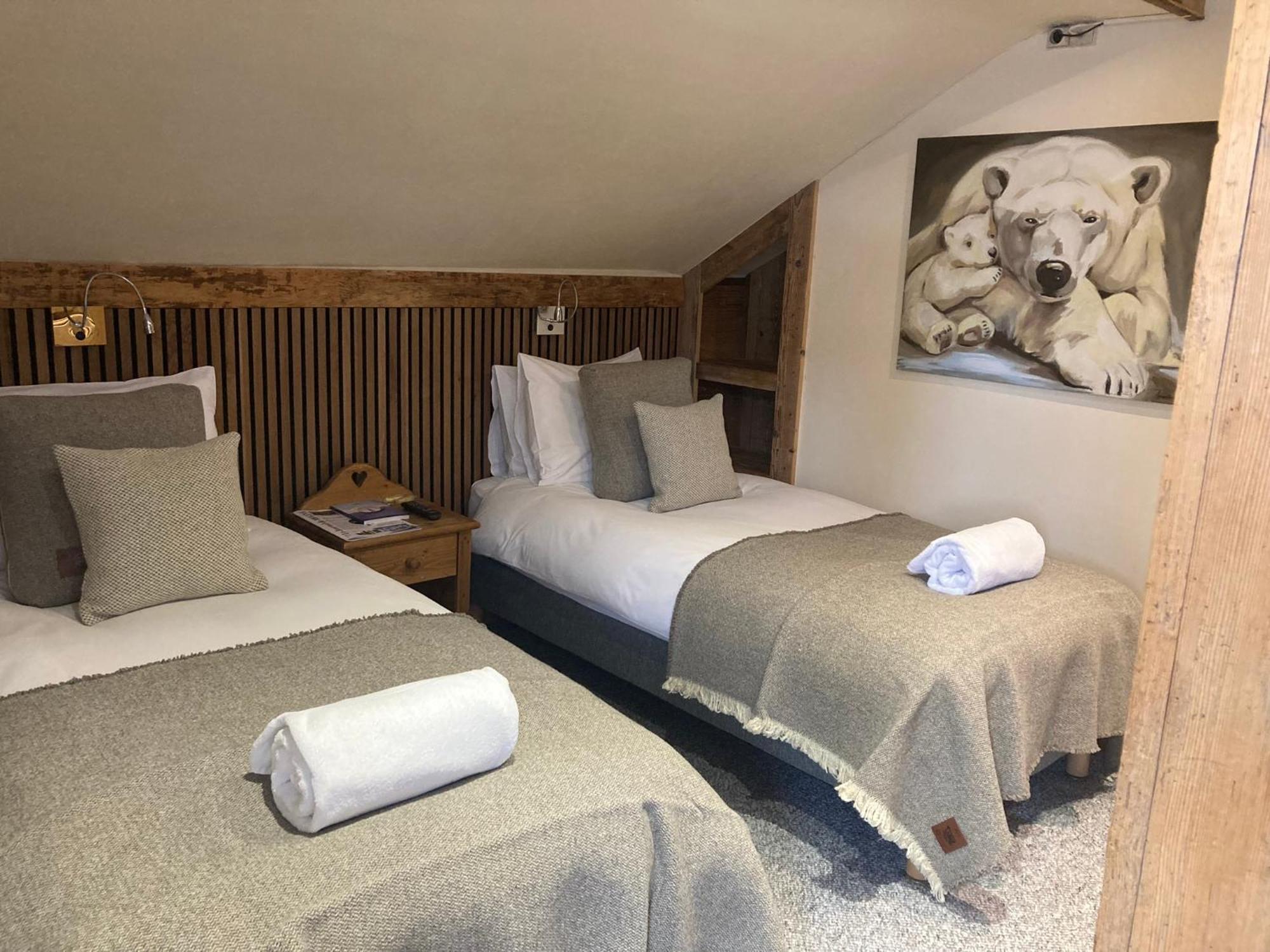 Hotel Les Cimes 2*